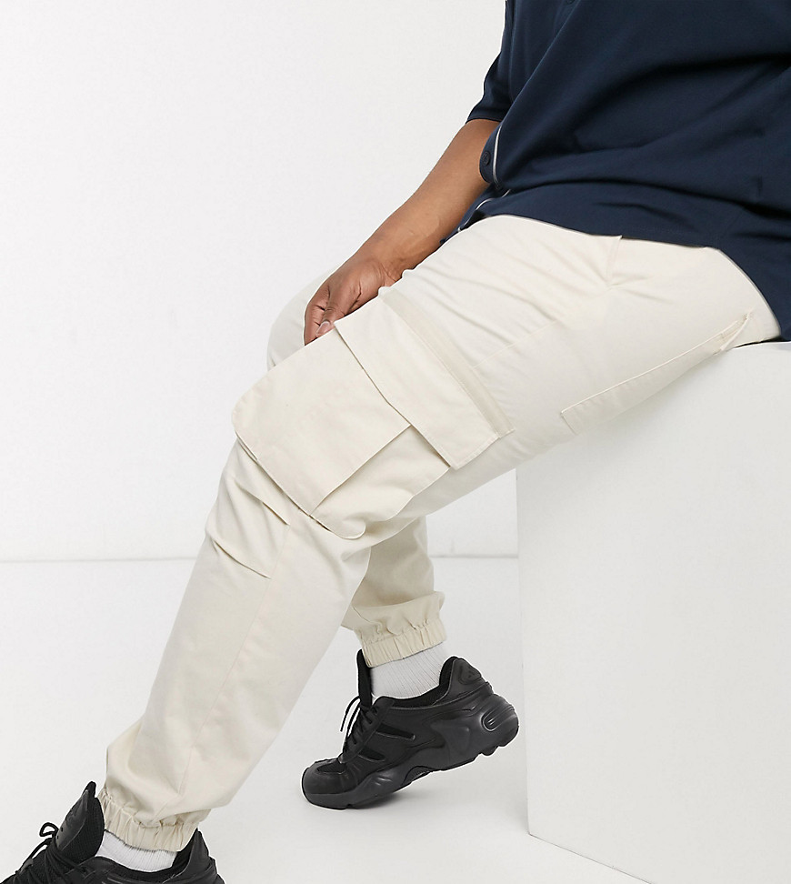 ASOS DESIGN Plus cargo trousers in skater fit in beige