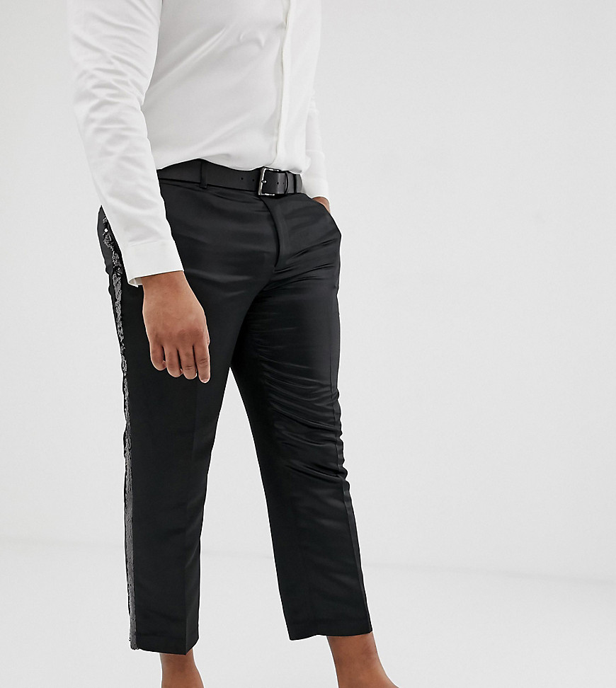 ASOS DESIGN Plus - Pantaloni slim corti eleganti in nero satin con riga di paillettes laterale