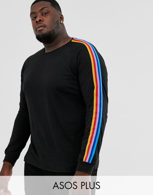 ASOS DESIGN Plus - Ruimvallend T-shirt met lange mouwen en regenboog streep in zwart