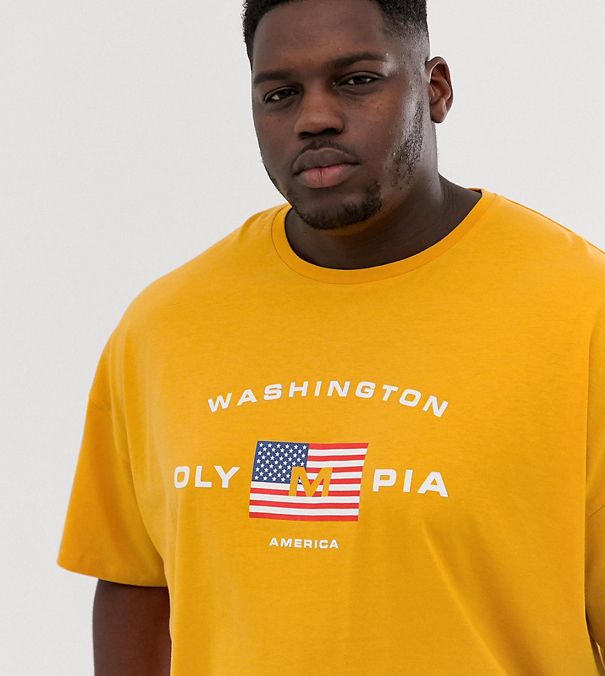 ASOS DESIGN – Plus – T-shirt i oversize-modell med amerikanskt flaggtryck-Gul