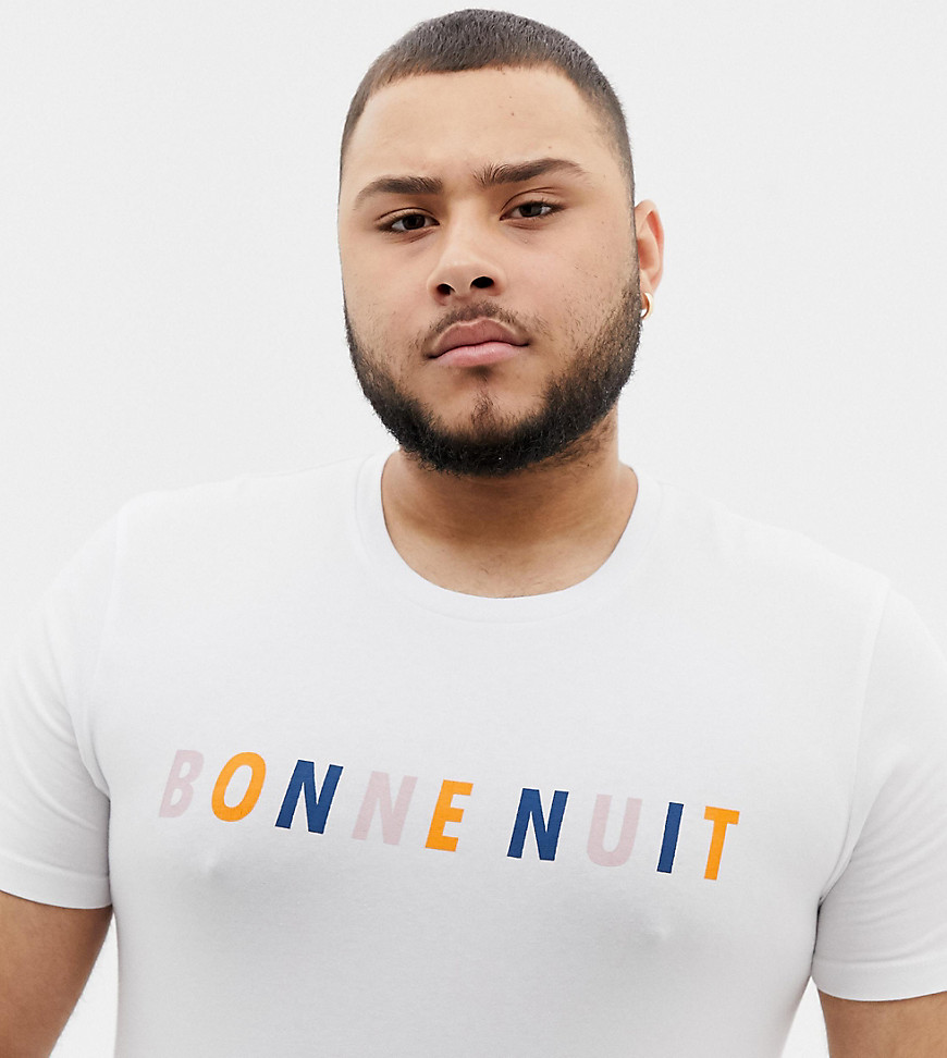 ASOS DESIGN – Plusstorlek – t-shirt i muscle fit med fransk slogan-Vit