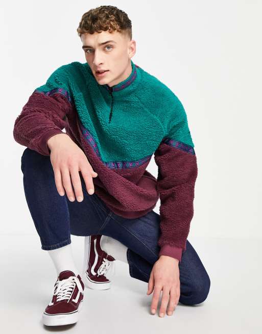 ASOS DESIGN – Pluszowa bluza oversize ze sztucznego kożuszka z zamkiem błyskawicznym pod szyją i bordową wstawką w jodełkę