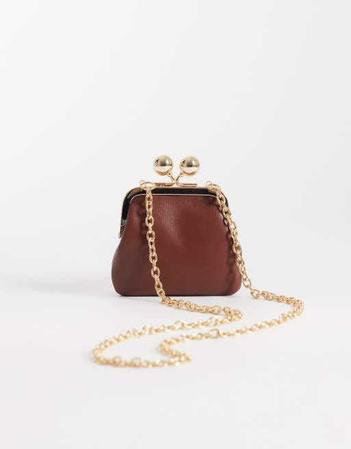 ASOS DESIGN - Pochette color cuoio con ciondolo, 4 di 4