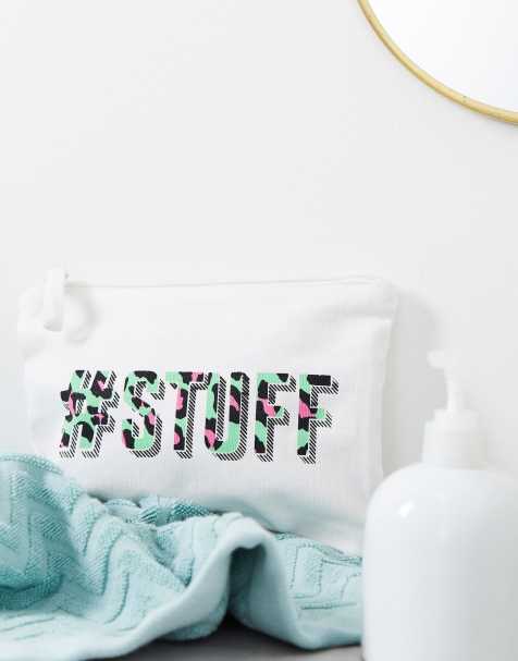 ASOS DESIGN - Pochette en coton biologique avec inscription à motif animal