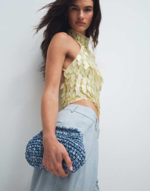 ASOS DESIGN - Pochette in paglia lavorata a mano blu con tracolla rimovibile, 2 di 7