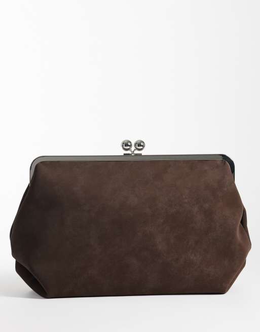ASOS DESIGN - Pochette strutturata oversize color cioccolato effetto velluto