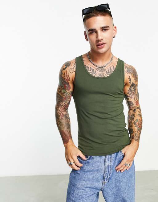 ASOS DESIGN – Podkoszulek o kroju podkreślającym sylwetkę w kolorze khaki