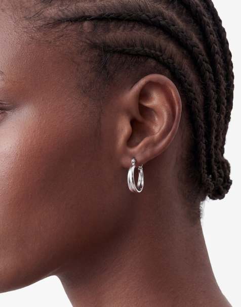 ASOS DESIGN – Podwójne kolczyki-koła w odcieniu srebra na co dzień - view 1