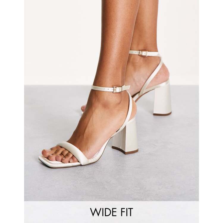 Asos sales pieds larges