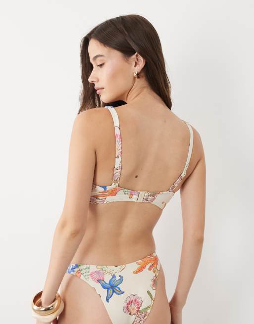 ASOS DESIGN - Poitrines généreuses - Shelly Alice - Haut de bikini triangle noué devant à bonnets montants et imprimé coquillages, 3 de 4