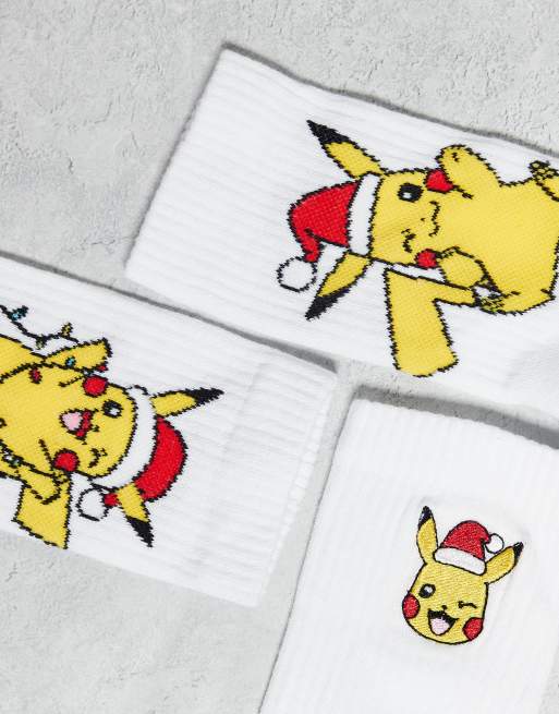 ASOS DESIGN – Pokémon – 3er-Pack Socken in Weiß mit weihnachtlichem Motiv, 3 von 3