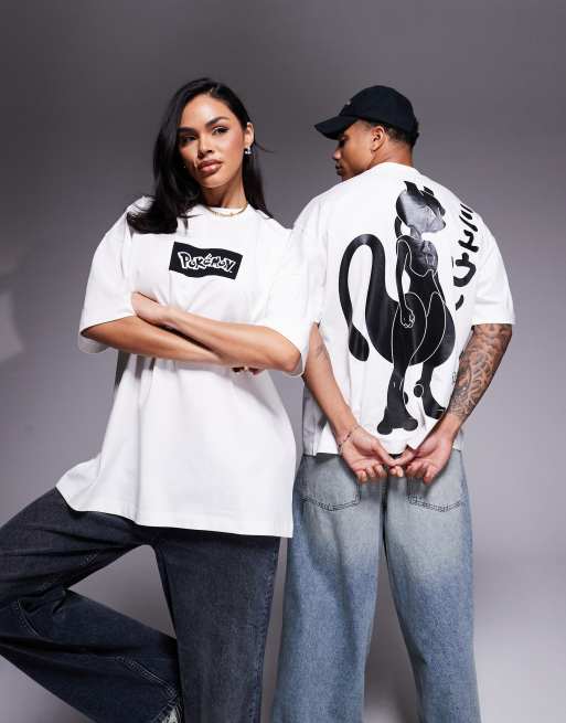 ASOS DESIGN – Pokemon – T-shirt oversize o fasonie unisex w kolorze złamanej bieli z nadrukiem Mewtwo