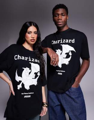 ASOS DESIGN - Pokémon - Unisex - Oversize-T-Shirt in Schwarz mit Charizard-Prints