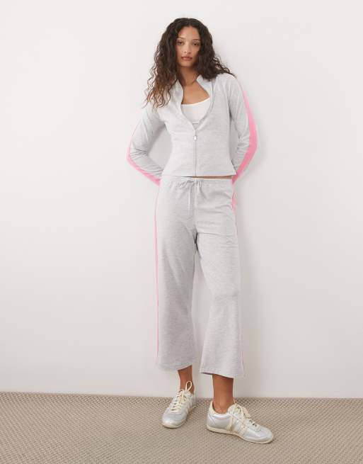 ASOS DESIGN - Polaire d'ensemble ajustée à fermeture éclair et bande rose contrastante - Gris chiné, 3 de 4