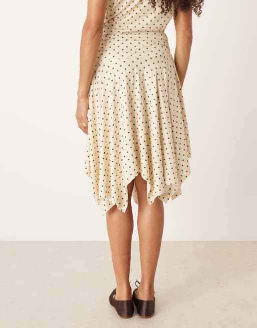 ASOS DESIGN polka dot flippy hem midi skirt in cream, 3 of 5