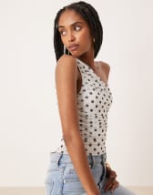 ASOS DESIGN lace short sleeve baby tee in black