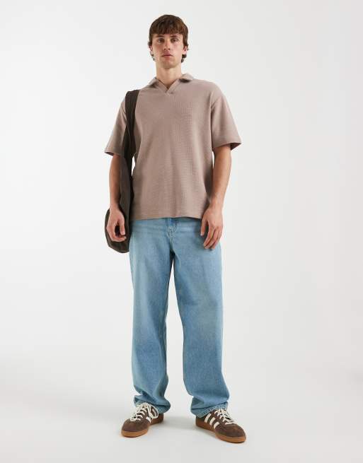 ASOS DESIGN - Polo beis holgado con muesca en el cuello de punto gofrado, 5 de 5