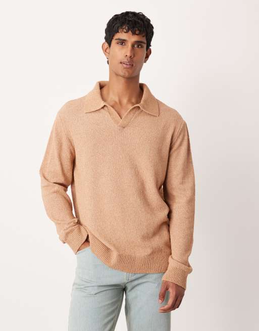 ASOS DESIGN - Polo comoda a maniche lunghe in maglia marrone testurizzata con intaglio sul collo