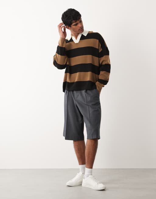 ASOS DESIGN - Polo comoda in maglia nera e marrone a righe con intaglio sul collo
