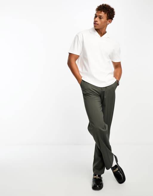 ASOS DESIGN - Polo côtelé décontracté avec col à revers - Blanc 