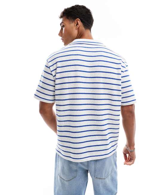 ASOS DESIGN - Polo décontracté en tissu texturé rayé avec col à revers - Bleu/blanc , 4 de 4