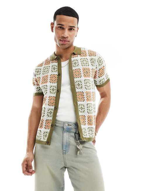 ASOS DESIGN - Polo in maglia all'uncinetto kaki e arancione con bottoni