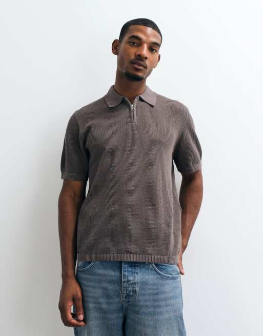 ASOS DESIGN polo in maglia pointelle relaxed con mezza zip marrone, 5 di 5
