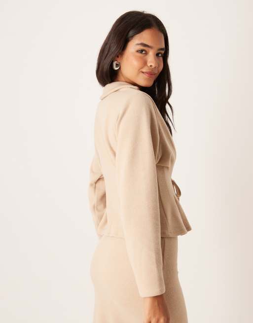 ASOS DESIGN - Polo manches longues ultra-doux d'ensemble cintré à nouer - Taupe clair, 3 de 4