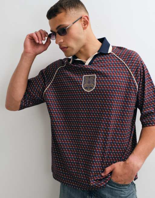 ASOS DESIGN - Polo oversize avec imprimé Coupe du Monde Angleterre FIFA - Bordeaux, 2 de 5