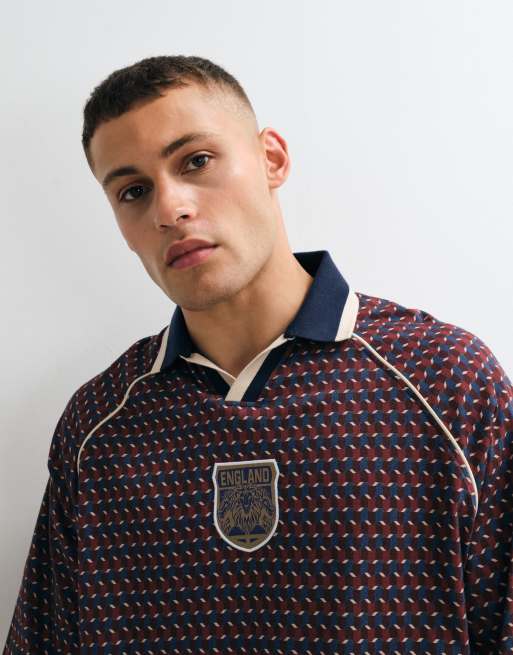 ASOS DESIGN - Polo oversize bordeaux con stampa Fifa World Cup England, 5 di 5