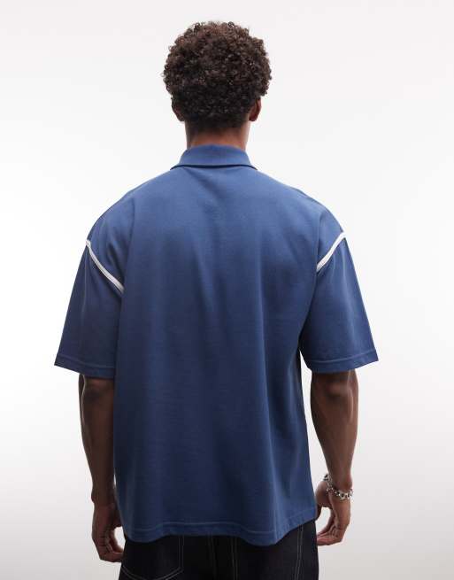 ASOS DESIGN - Polo oversize in piqué pesante blu navy con profili a contrasto e grafica stile calcio, 5 di 5