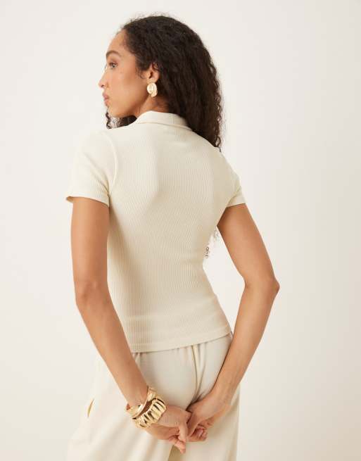 ASOS DESIGN - Polo sculptant sans coutures à manches courtes - Crème, 4 de 4