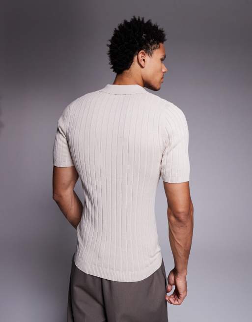 ASOS DESIGN – Polo-T-Shirt aus Rippstrick in Steinbeige mit figurbetontem Schnitt, 3 von 5