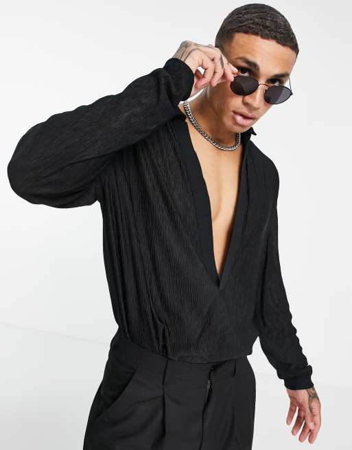 ASOS DESIGN - Polo texturé avec col en V plongeant à coupe décontractée - Noir