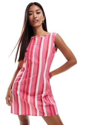 ASOS DESIGN - Popeline-Minikleid in gestreiftem Rosa mit U-Boot-Ausschnitt-Bunt