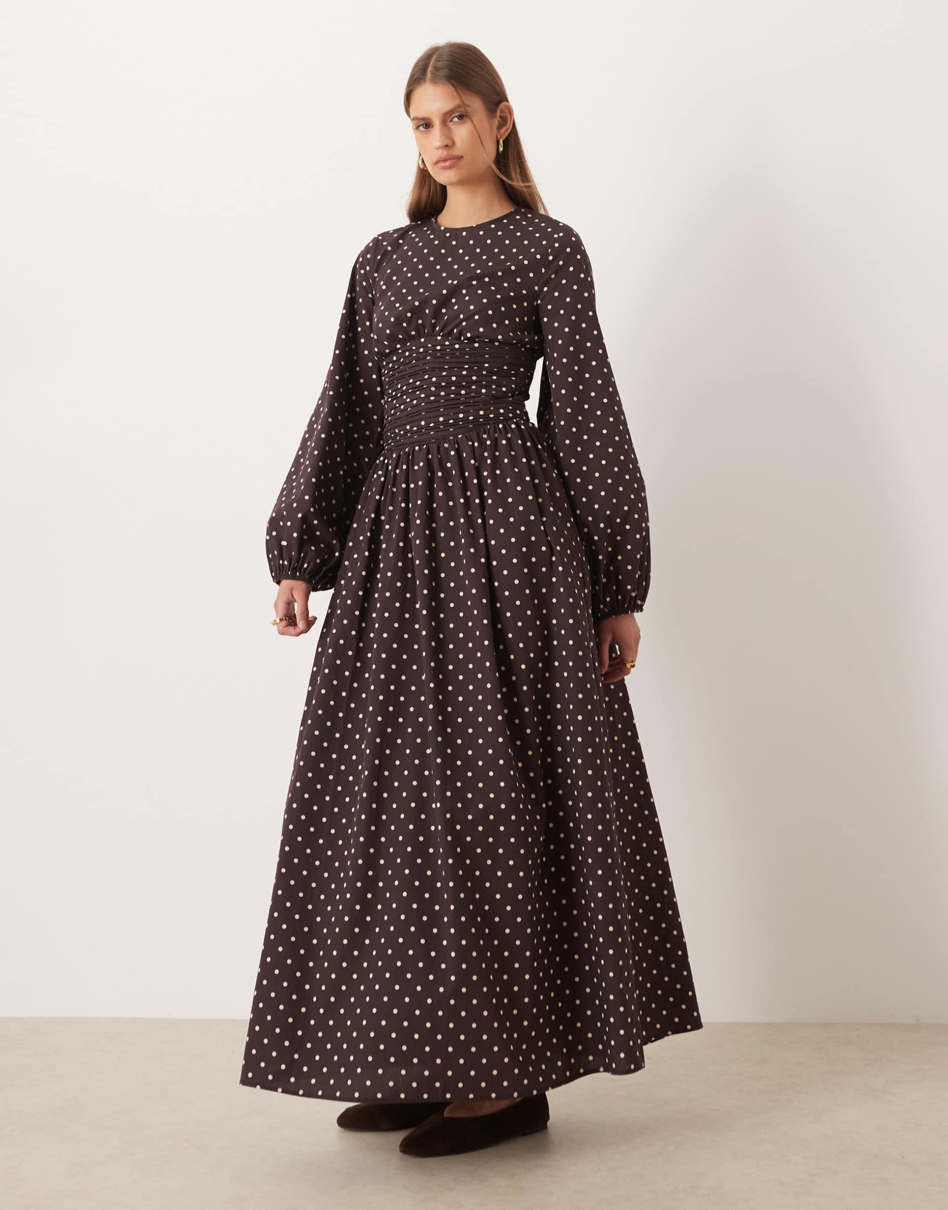 asos design poplin crew neck maxi dress with ruched waist and volume sleeve in chocolate micro spot