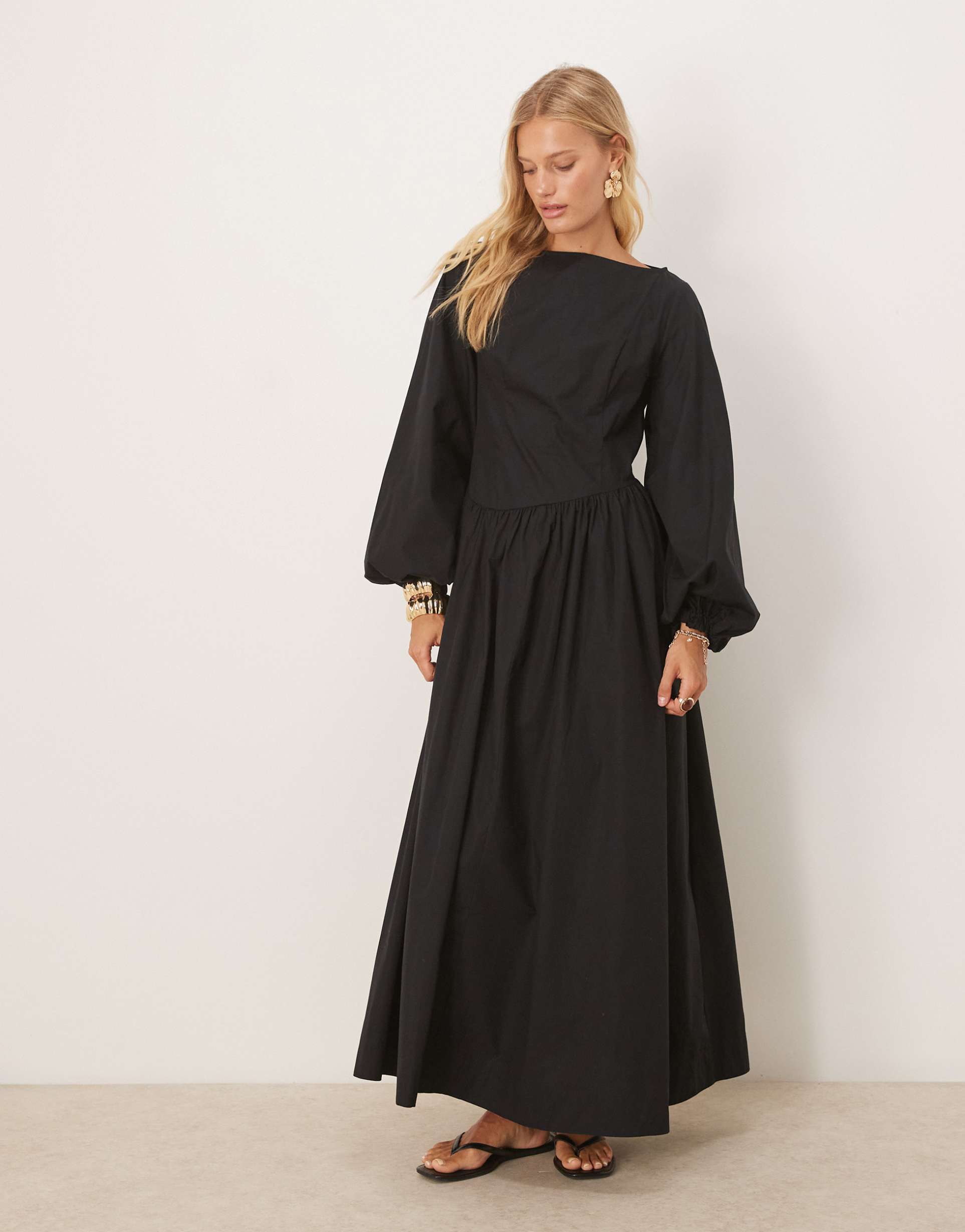asos design poplin maxi dress with volume sleeve in black