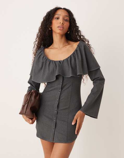 ASOS DESIGN - Poplin mini-jurk met knoopsluiting, ruches aan de hals en krijtstreep in grijs - view 1