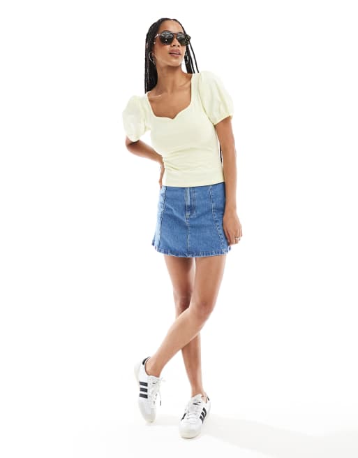 ASOS DESIGN poplin mix puff sleeve sweetheart top in buttermilk yellow, 2 of 4