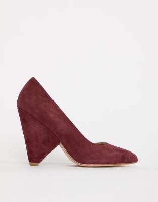 burgundy suede court shoes