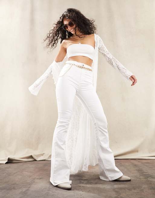 https://images.asos-media.com/products/asos-design-power-stretch-flare-jeans-in-white/204079046-3?$n_640w$&wid=513&fit=constrain