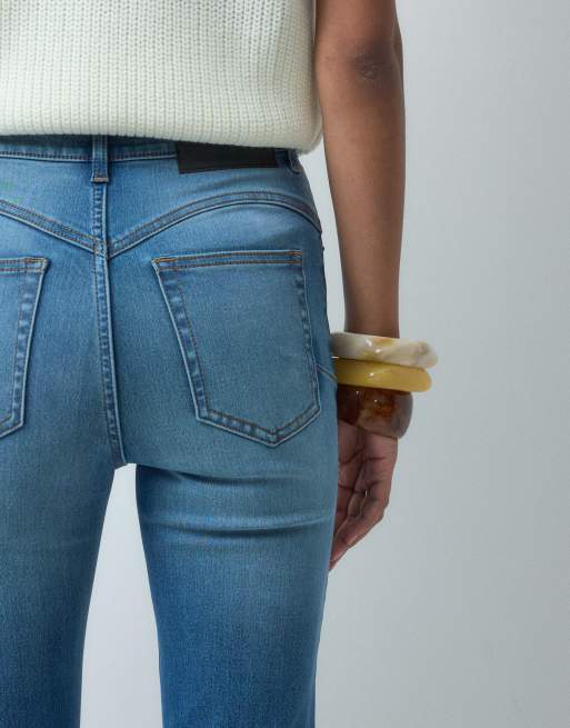 ASOS DESIGN power stretch sculpt flare jeans in mid wash blue, 3 of 5