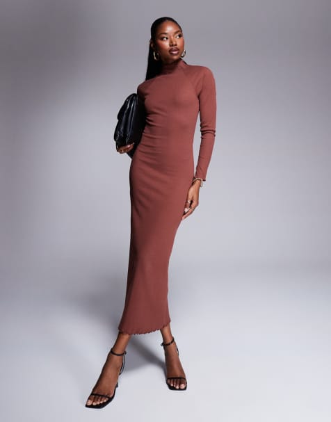 ASOS DESIGN – Prążkowana brązowa sukienka maxi z długimi nietoperzowymi rękawami i golfem - view 1