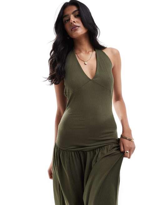 ASOS DESIGN – Prążkowana sukienka maxi z dekoltem halter, obniżoną talią i ozdobnymi szwami na biuście w kolorze khaki