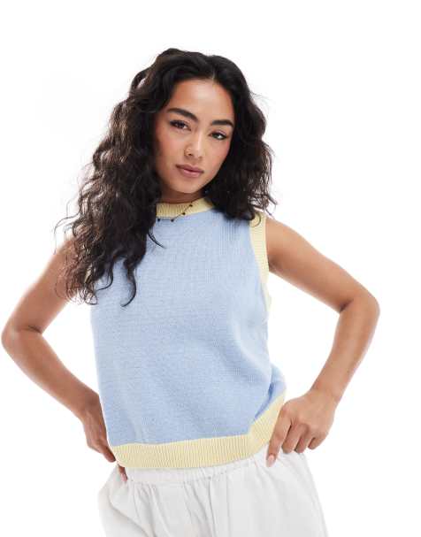 ASOS DESIGN – Prążkowany dzianinowy top bez rękawów z kontrastową lamówką - view 1