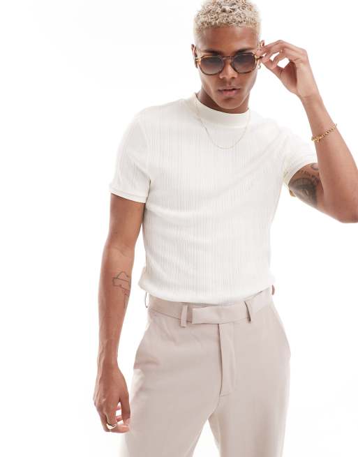 ASOS DESIGN – Prążkowany T-shirt o kroju podkreślającym sylwetkę w kolorze ecru