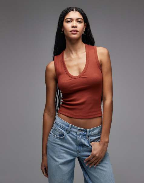 ASOS DESIGN – Prążkowany top bez rękawów, z dekoltem w szpic, w kolorze rdzawym - view 1