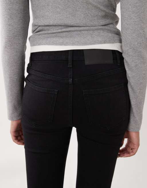 ASOS DESIGN Premamá vaqueros pitillo negros, 4 de 5