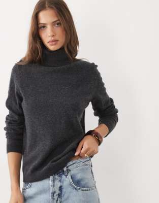 Roll Neck 3