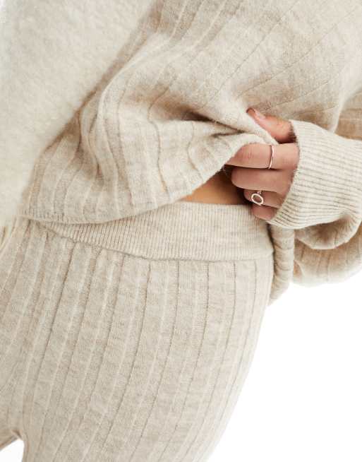 ASOS DESIGN - Premium - Beige loungesæt med strikket trøje og bukser, 3 af 4